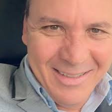 Sid Ferreira Apresentador