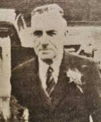 Albert Coward's Instagram, Twitter & Facebook