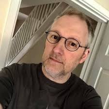 Dan Hadley (@the_spacebook)