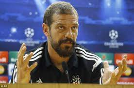Es werden unter anderem die trainerstationen und seine stationen als spieler aufgelistet. Besiktas Slaven Bilic Claims Arsenal No Longer Scare His Players Ahead Of Champions League Play Off Daily Mail Online