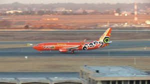 The airline has been in financial difficulty for some time, entering business rescue just yesterday. Mango Airlines Boeing 737 800 Departing Johannesburg Hd August 13 2012 Youtube