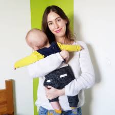 Maman Prend La Pose Bebe Fait L Avion Et Perd Ses Chaussettes Classique Maman Bebe Merefils 4mois Bebe2016 Monfils Monbebe Amour In 2020 High Chair