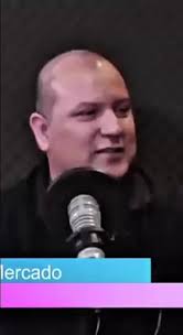 Paco Bernal (@pacobernaloficial)