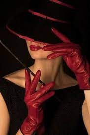 Pin By Eva Potter On You Can Leave Your Hat On Red Gloves Beautiful Hats Lady In Red