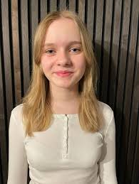 Drei Leben lang (aka Partynation), Feature Film, Drama, Series Of Episodes,  2019-2024