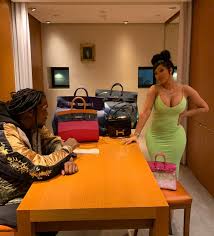 Birkin (migos) migos new album. Cardi B And Offset Shade Money Yaya Over Birkin Bag Cardi B Cardi B Photos Cardi