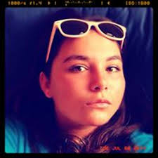 Stream Lili Perry music