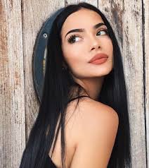 𝒻𝒶𝒸𝑒 𝒸𝓁𝒶𝒾𝓂𝓈