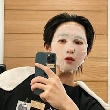 希望你可以用淨低嘅時間搵到令你想繼續嘅原因、興趣又好想做嘅事又好、就算係覺得荒謬到想你睇落去嘅事又好