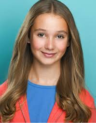 It's always a happy Monday when we start it off with clients booking and  working! 🙌😁 Congratulations to purely adorable & talented Heaven Gibson  @heaven_thestargazer