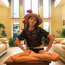 A few facts about me / stefania deryabina. Stefania Deriabina Imginn 70 Ideias De Fa Stefania Deriabina Em 2020 Fas Foto Do Teamsportgalaambassador Teamsportgala Pole Polekids Beautifulgirls Beautifulbabygirl