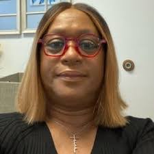 Mariah Mathews's Instagram, Twitter & Facebook