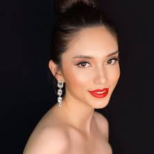 Profile for Lily Dương Makeup