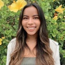 Sarah Wong's Instagram, Twitter & Facebook