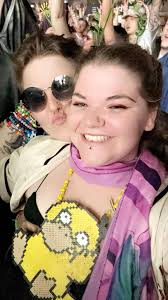 Are there any headbangers attending EDC next year and planning to catch  Basspod together?