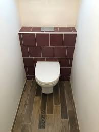 wc suspendu avec carrelage imitation parquet realisation an oriant sols wcsuspendu carrelage carrelagei carrelage wc wc suspendu carrelage imitation parquet