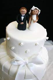 Bride And Groom Edible Fondant Wedding Cake Topper Decoration By Hellocakesb Wedding Cake Topper Decorations Wedding Cake Fondant Toppers Fondant Wedding Cakes