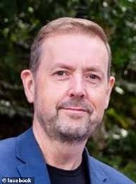 Brexit: UK firms exporting to EU 'told to set up hubs in Europe'