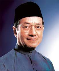 Anggota parlimen malaysia menghadiri sesi sidang dewan rakyat di bangunan parlimen, kuala lumpur, 13 julai 2020. Biar Jasa Jadi Sanjungan Tun Mahathir Dilantik Sebagai Perdana Menteri Malaysia Yang Ketujuh