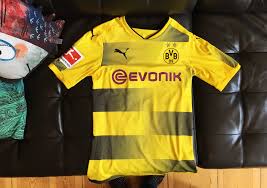 Laut bild verlängert sich der kontrakt von bellingham beim bvb ende des. Das Neue Bvb Trikot Fur Die Saison 2017 18