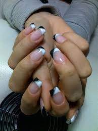01.01.2021 · black french manicure, as it names suggests is a french manicure with black tips instead of white, covering approx. Simple Black And White French Tip Love French Tip Nails Toe Nails White Nails