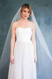 Maybe you would like to learn more about one of these? Brautkleid Lillith Brautkleid Mit Corsage Und Uberrock Mit 3d Blattern Noni