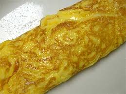 In a small bowl, beat eggs with fork until well combined but not frothy. Les Omelettes