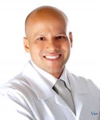 Dean Andrade's Instagram, Twitter & Facebook