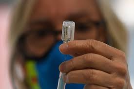 Deze twee vaccins zijn zogenaamde vectorvaccins. Belgie Voorlopig Geen Janssen Vaccin Meer Voor Mensen Onder 41 Jaar Nrc