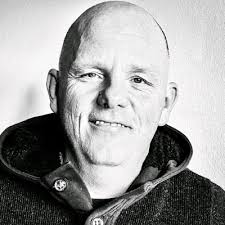 2,5 jaar nadat ik mijn introductie bijeenkomst van de opleiding docent  Wiskunde had, heb ik de opleiding afgerond. het was een intensieve en  leerzame periode, waarin ik echt kan zeggen dat mijn… |