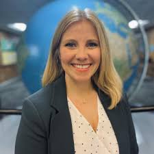 Ashley Cornish's Instagram, Twitter & Facebook