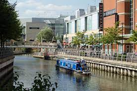 It takes an average of 1h 7m to travel from reading to london by train, over a distance of around 36 miles (59 km). Reading England Britannica