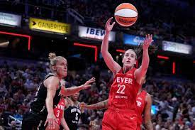 Caitlin Clark rallies Fever past Liberty 83-78 with first triple-double by  WNBA rookie – CBS17.com