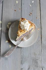 Weitere ideen zu kuchen, mohnkuchen, kuchen und torten. Klassischer Mohnstreuselkuchen Bake To The Roots
