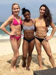 But as she qualified at u.s. The U S Women S Gymnastics Team Relaxes On The Beach After Competition People Com