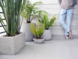 Cetakan bunga fiberglass sangat awet dan tahan lama. 7 Langkah Mudah Membuat Pot Hias Dari Beton Homify
