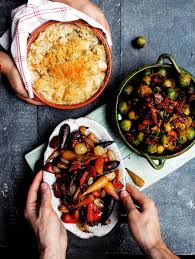 When it comes to christmas dinner, elegant christmas side dishes are exactly what you need to round out the meal. I Decided To Show You 3 Beautiful Christmas Vegetable Side Dishes That Are Packed Full Of Vegetable Sides Christmas Vegetables Side Dishes Christmas Vegetables
