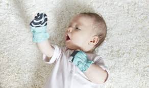 By the age of four months, a baby will reach out for a toy right when they see it (1). 5 Fun Ways To Play With Your Baby From 4 Weeks To 12 Weeks Old Lovevery