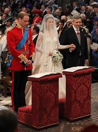 La boda de guillermo y kate en imágenes. El Principe Guillermo Y Kate Middleton En El Altar Fotos De Guillermo De Inglaterra Y Kate Middleton El Dia De Su Boda Boda De Dia Kate Middleton Boda Real