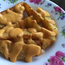 Di video kali ini gee kongsikan cara menyediakan sos cheese yang cheesy, yang pekat ikut selera kita. Cara Buat Cheesy Wedges Ala Kfc Di Rumah Jimat Baru Puas Makan
