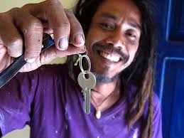 Help give JALANAN's musicians a home! by Daniel Ziv