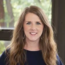 Lori Duncan's Instagram, Twitter & Facebook