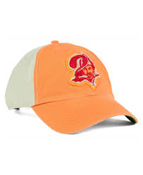 The tampa bay buccaneers team classic 39thirty stretch fit features an embroidered buccaneers logo at the front panels and an embroidered team wordmark at the rear. 47 Brand Tampa Bay Buccaneers Nfl Derby Clean Up Cap In Orange Natural Orange For Men Lyst