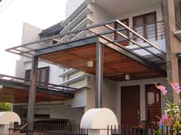 Berikut contoh beberapa material atap kanopi yang bisa dipilih untuk melindungi halaman rumah minimalis anda : 40 Gambar Model Kanopi Rumah Minimalis Desainrumahnya Com