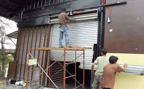 Lắp Đặt Cửa Cuốn - Lợp Mái Tôn