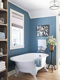 There are a few modern bathroom decor ideas inspired by the ocean that blend white and blue colors with nautical decor, driftwood and sea shell crafts and images of dolphins selecting a bathroom decor theme is an important part of beautiful, unique and modern bathroom design and decorating. 59 Bathroom Decorating Ideas Country Bathroom Decor Blue Rooms Country House Decor