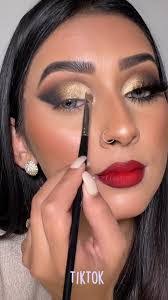 Anais Estrada's Instagram, Twitter & Facebook