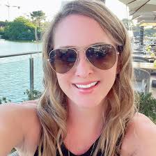 Are there any AI apps to help with daily notes?