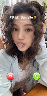 📞 210924 // danielle started live voice broadcasting in phoning #danielle