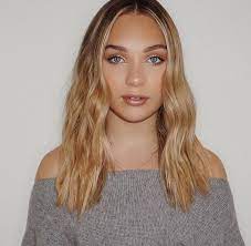 Maddie Ziegler Instagram Maddieziegler Blonde Hair Looks Brown Blonde Hair Brown To Blonde Balayage